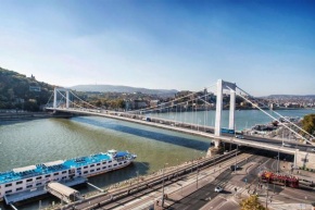 Отель Riverside flat with King Castle view, Будапешт